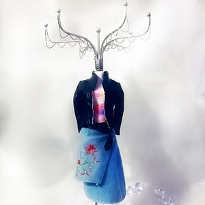 Vintage Mannequin Jewelry Stand
